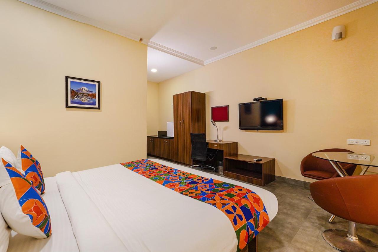 Fabhotel Chris - Nr Vydehi Hospital บังกาลอร์ ภายนอก รูปภาพ