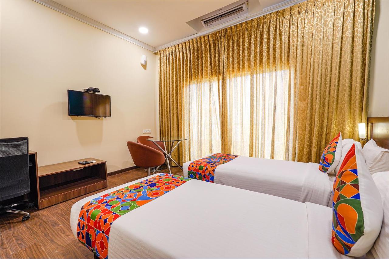 Fabhotel Chris - Nr Vydehi Hospital บังกาลอร์ ภายนอก รูปภาพ